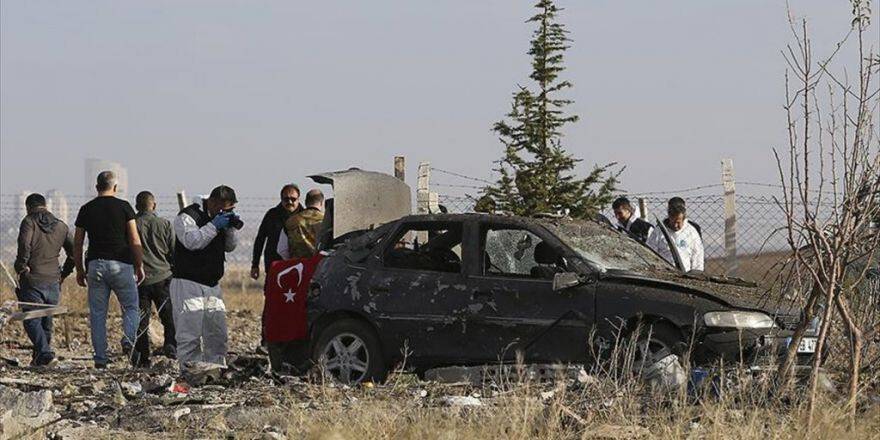 İki Canlı Bomba Operasyonda Kendini Patlattı