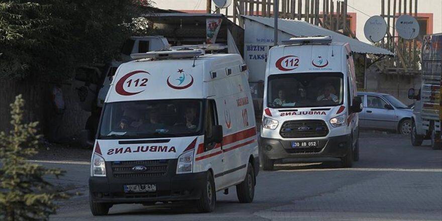 Hakkari'de Mevzide El Bombası Patladı: 1 Asker Şehit