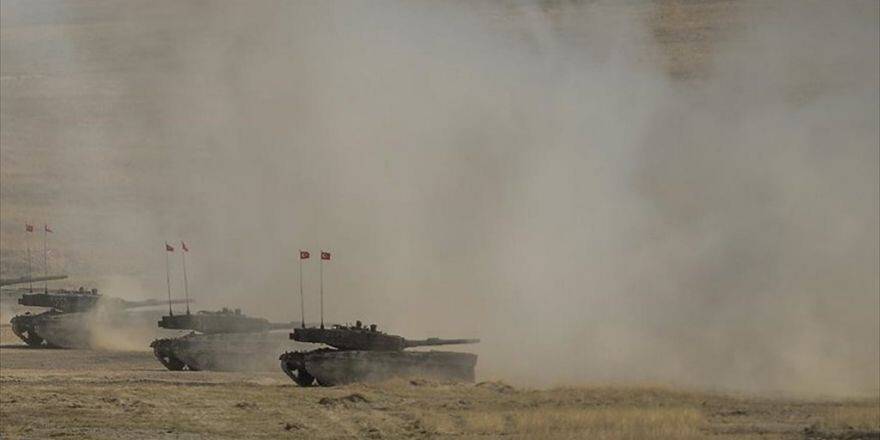 Daeş'e Ait 102 Hedef 416 Atışla İmha Edildi