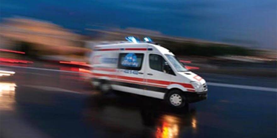 Konya'da kamyonetle otomobil çarpıştı: 6 yaralı