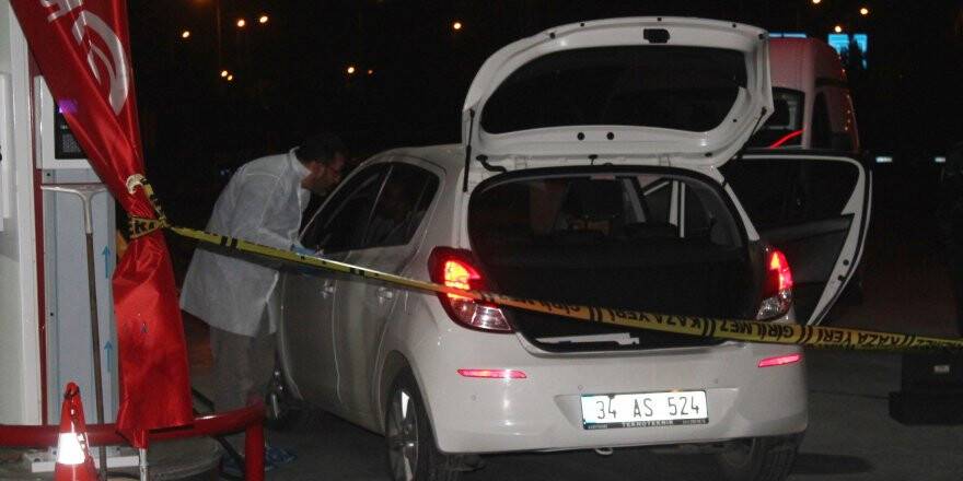 Emlakçı kadın, benzinlikte tabancayla kendini vurdu