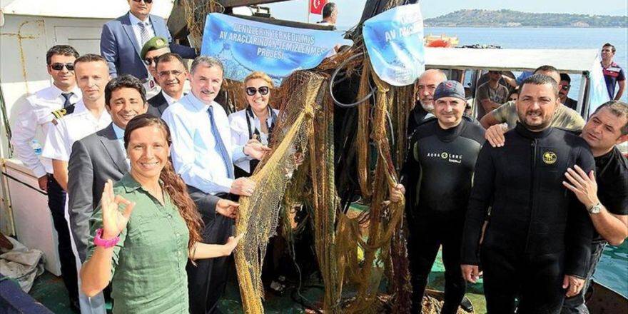 İzmir'de 'Hayalet Ağ' Temizliği