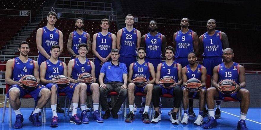 Anadolu Efes Perdeyi İspanya'da Açıyor