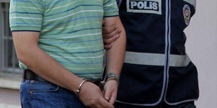 Fetö'den Aranan 2 Avukat Kuşadası'nda Yakalandı