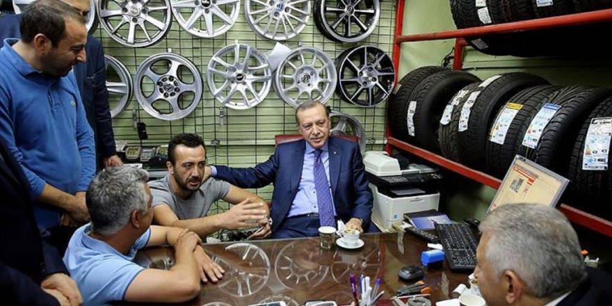 Erdoğan Ve Yıldırım'dan Esnaf Ziyareti