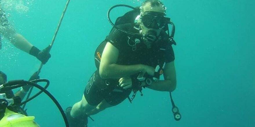 Büyükşehir itfaiyecileri 30 metre suyun altındalar