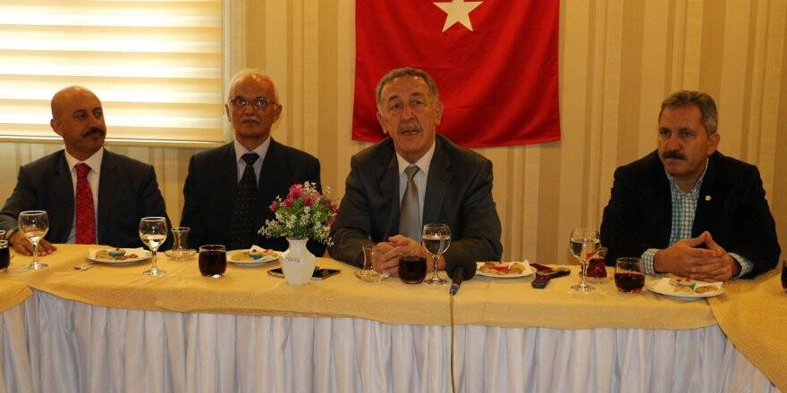 Bisiklete bisikletçi başkan
