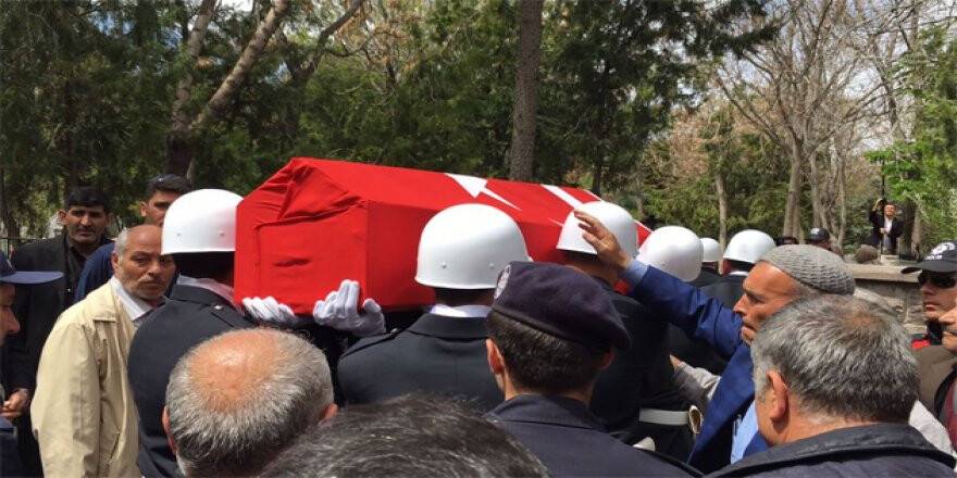 Konya şehidini uğurladı
