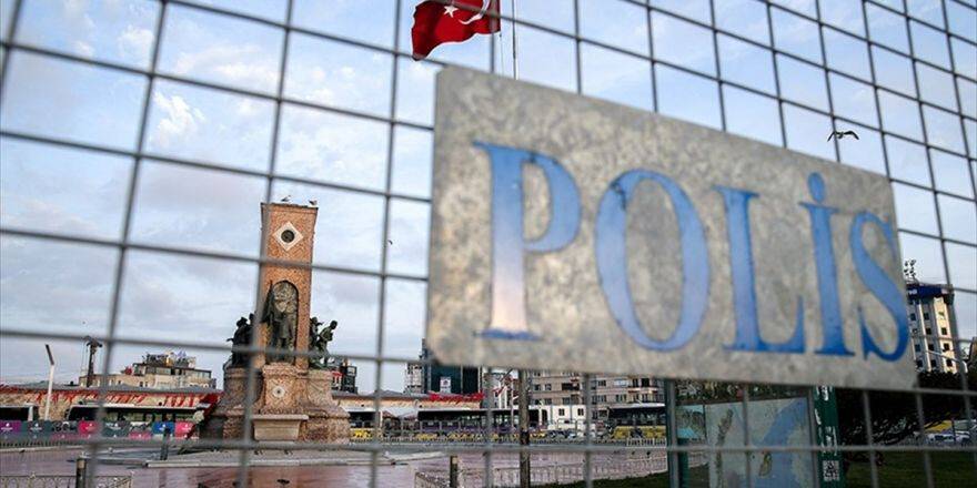 Taksim Meydanı Ve Çevresinde Sıkı Güvenlik Önlemleri Alındı