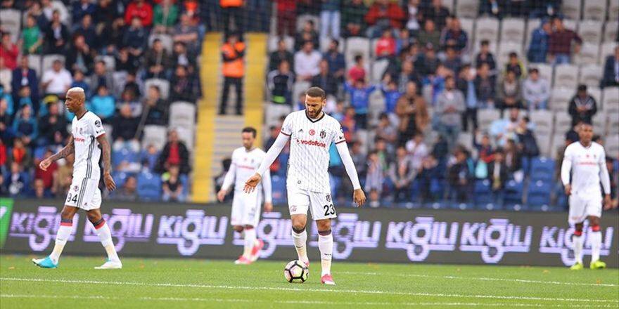 Beşiktaş, Üst Sıradaki Rakiplerine Karşı Zorlanıyor