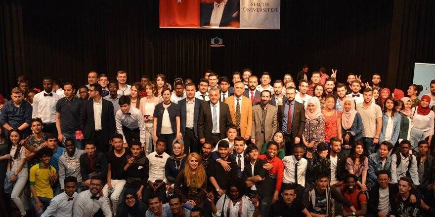 Selçuk Üniversitesinde Türkçe Şöleni