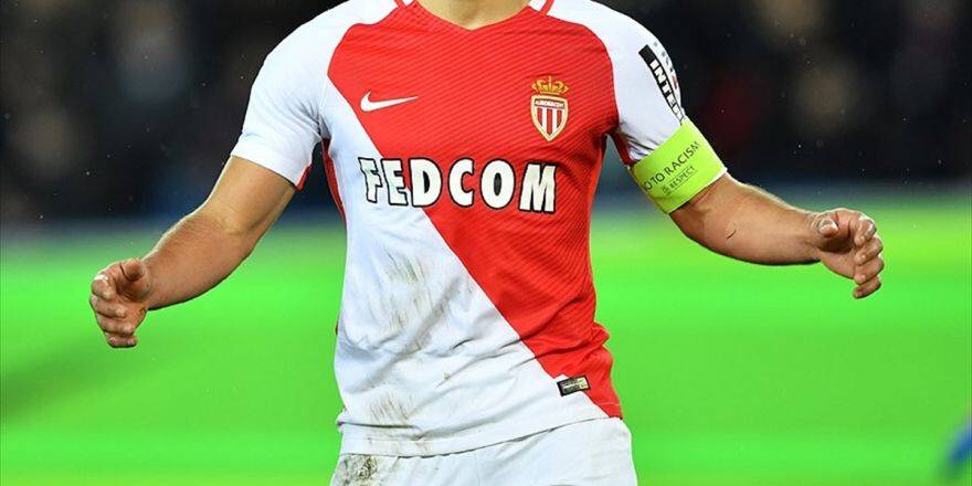 Monaco, Mboula'yı Transfer Etti