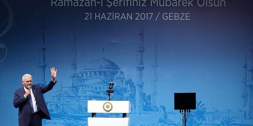 Başbakan Yıldırım: Hiç Kimse Türkiye'yi Medeniyet Yolculuğundan Geri Çeviremez