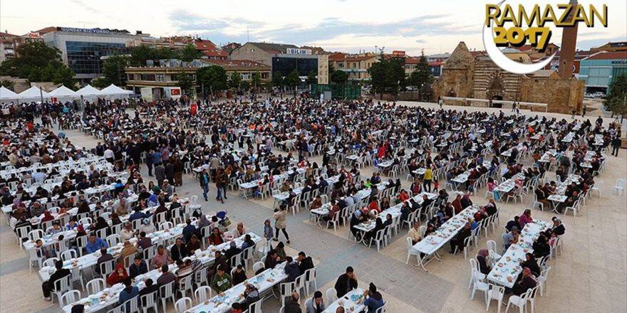 Ahiliğin Başkentinde Birlik İftarı