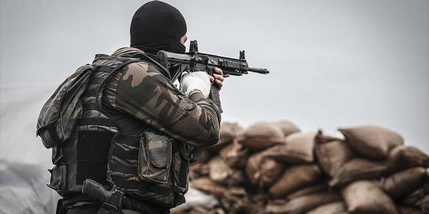 Hakkari Ve Van'da 3 Terörist Etkisiz Hale Getirildi