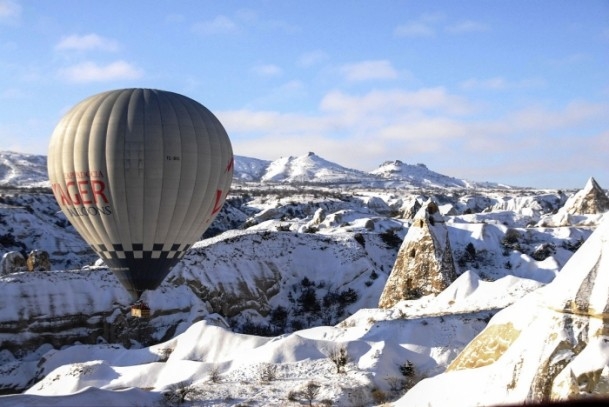 Kapadokya'da sıfırın altında balon turu 1