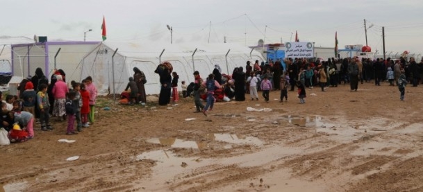 Iraklı sığınmacıların soğukla mücadelesi 8