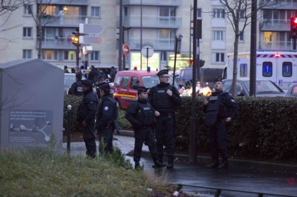 Paris saldırganları öldürüldü 9