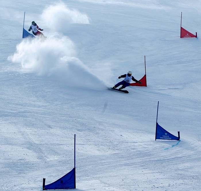 Erzurum Uluslararası Snowboard Büyük Slalom Yarışları Sona Erdi 16