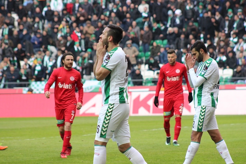 A.Konyaspor-Antalyaspor maçının özel kareleri 38
