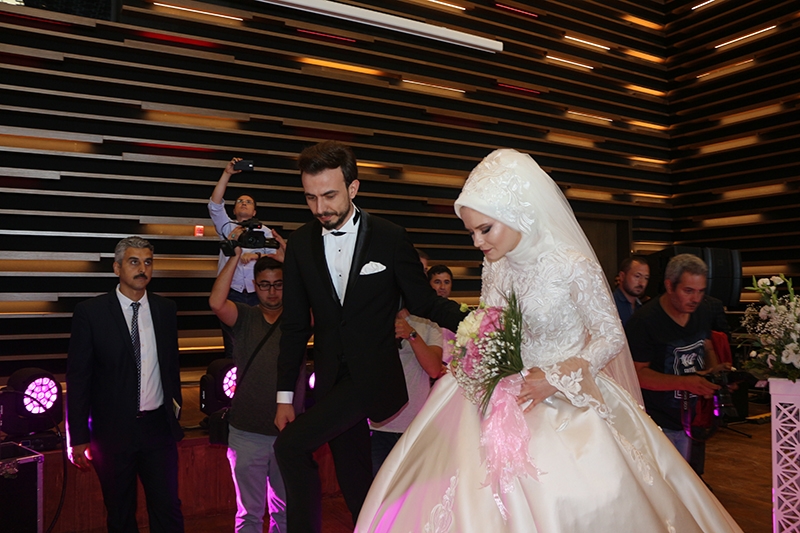 Konya Büyükşehir Belediye Başkanı Tahir Akyürek oğlunu evlendirdi 11