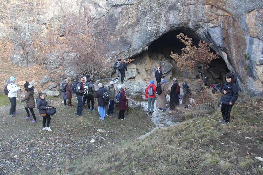 Beyşehir'de doğaseverlere 'Çamlık Mağaraları' tanıtıldı 5