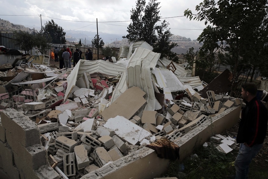 İsrail Doğu Kudüs'te Filistinlilere ait 3 evi yıktı 15