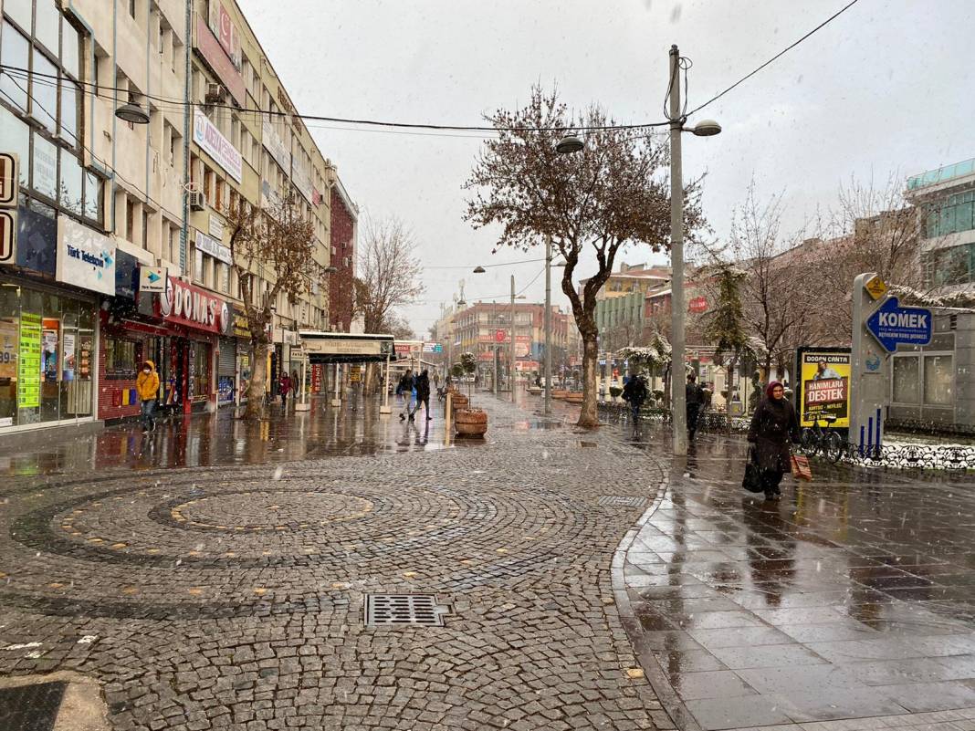 Korona ve Kar etkisinde Konya Sokakları(19.03.2020) 2