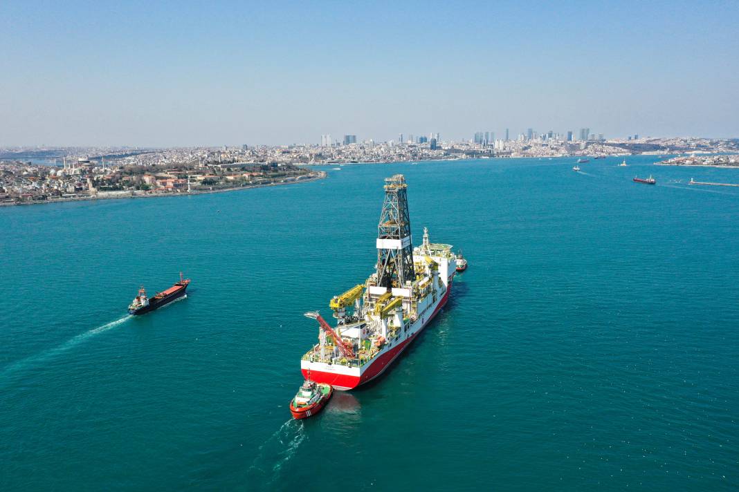 Genel "Fatih" sondaj gemisi Haydarpaşa Limanı'nda 6