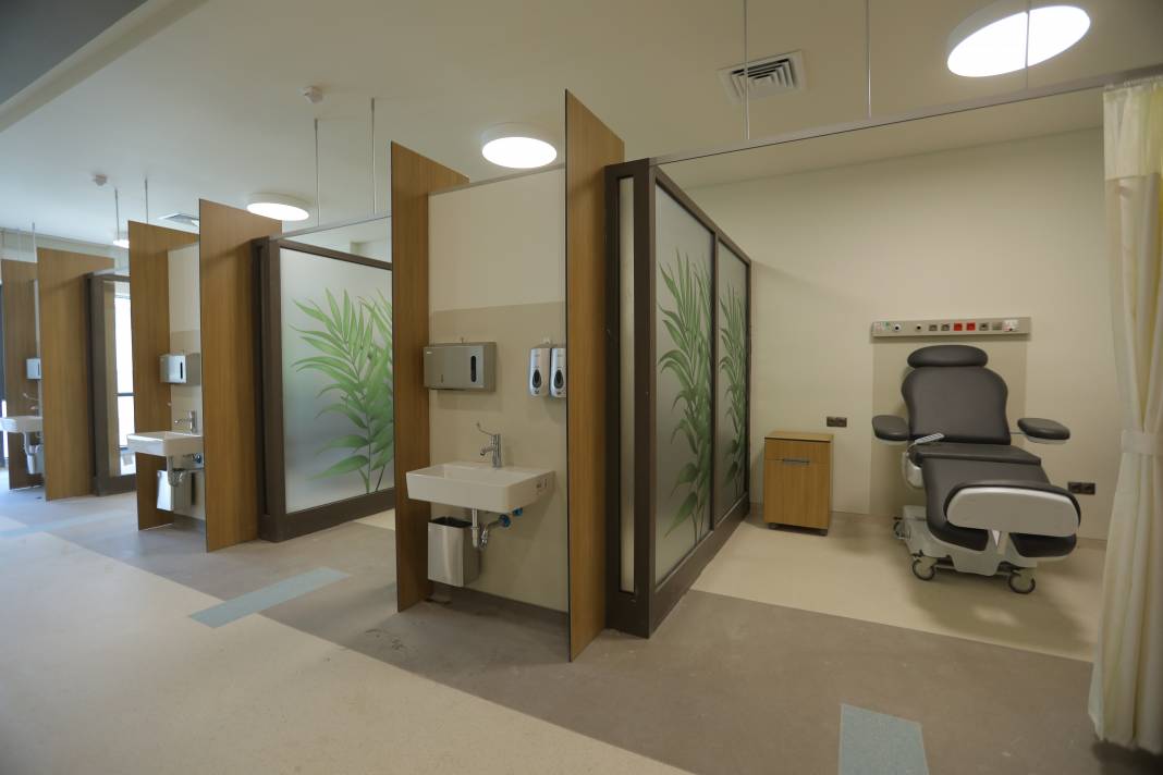 Başakşehir İkitelli Şehir Hastanesi'nin ilk etabı hizmete açıldı 1