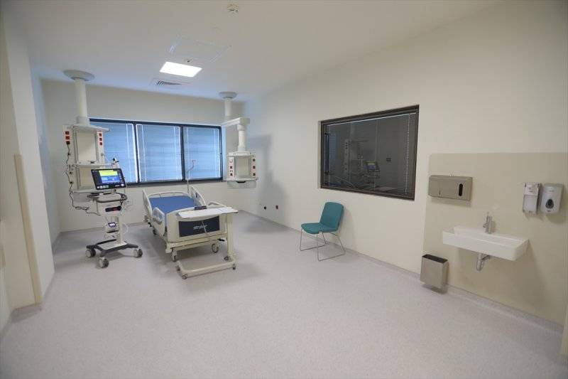 Başakşehir İkitelli Şehir Hastanesi'nin ilk etabı hizmete açıldı 12