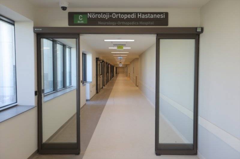 Başakşehir İkitelli Şehir Hastanesi'nin ilk etabı hizmete açıldı 9