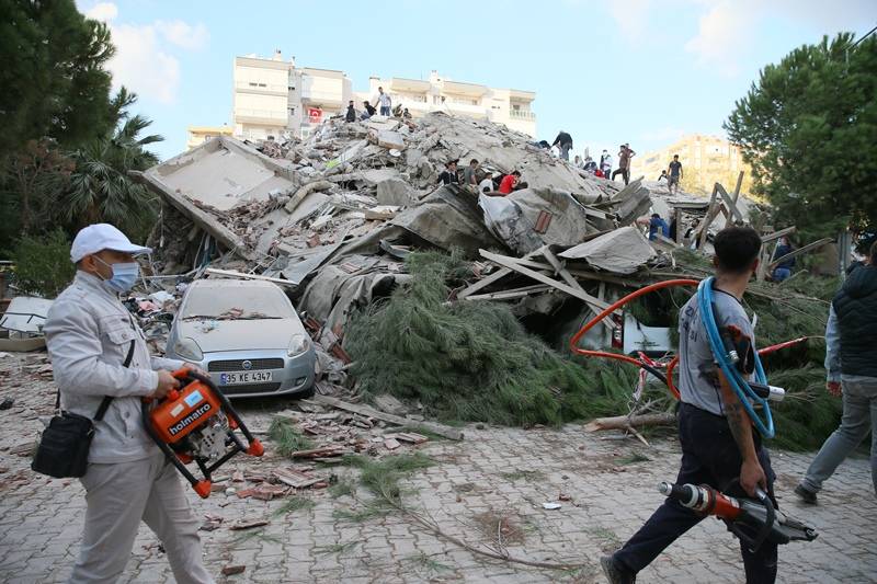 İzmir'de deprem 101
