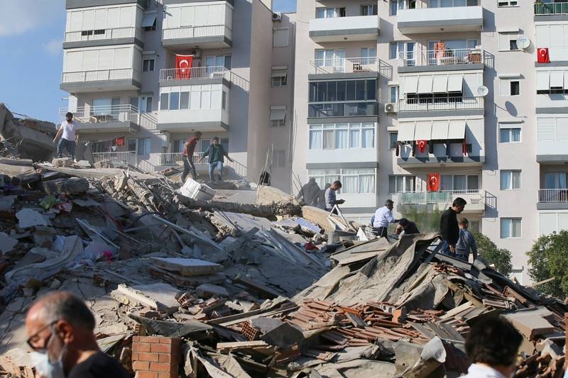 İzmir'de deprem 107