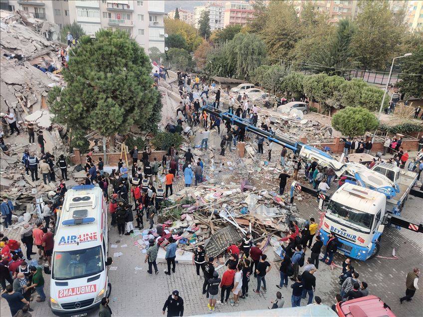 İzmir'de deprem 112
