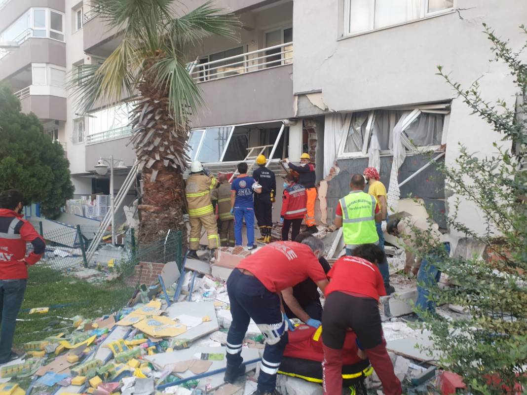 İzmir'de deprem 126