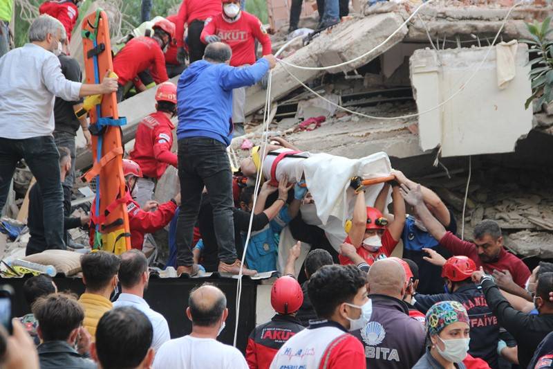 İzmir'de deprem 40
