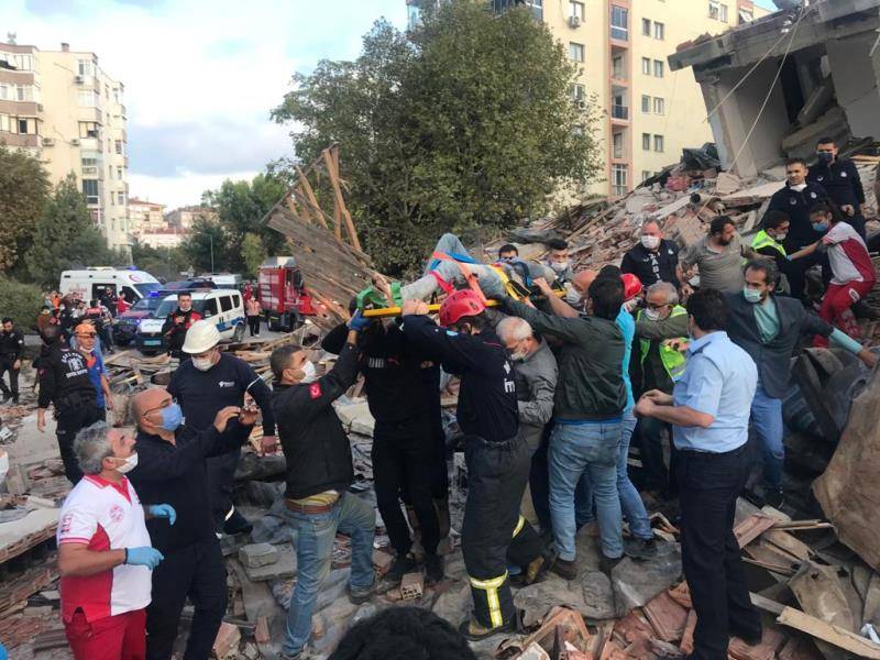 İzmir'de deprem 57