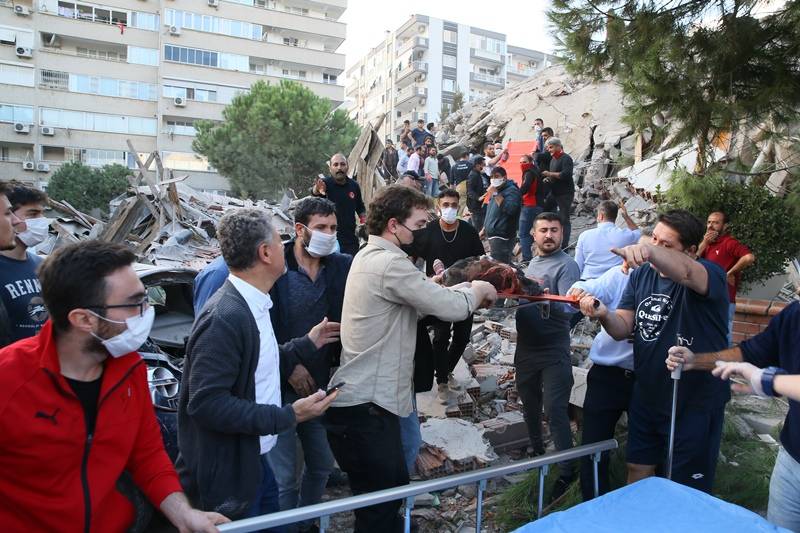 İzmir'de deprem 64
