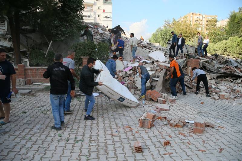 İzmir'de deprem 72