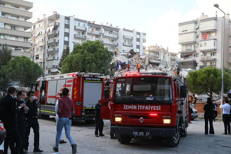 İzmir'de deprem 77