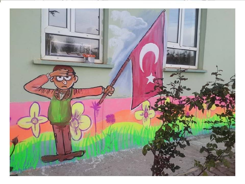 Konya'da okul duvarları karikatürist Mehmet Duru'nun çizimleriyle renklendi 4