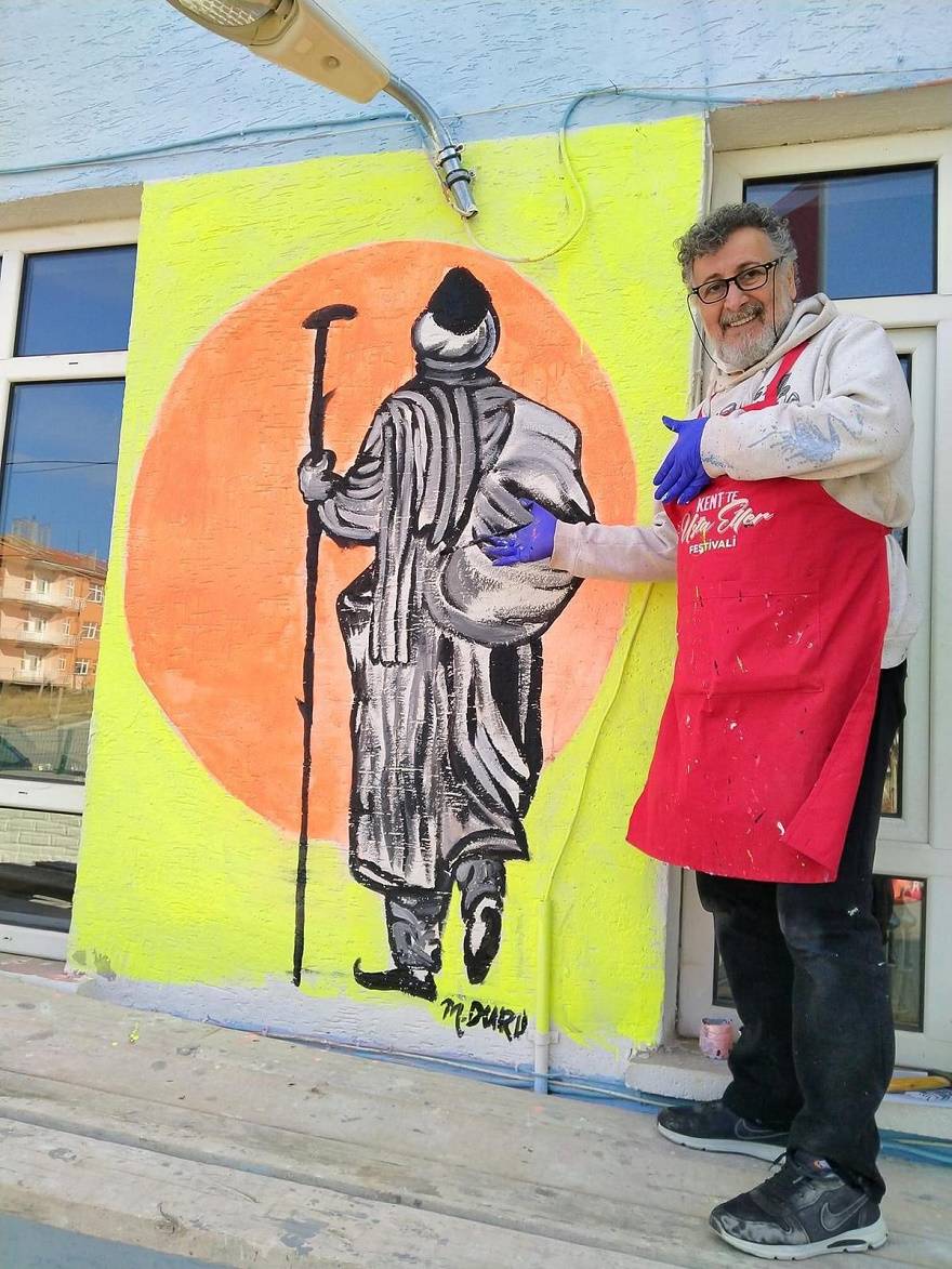 Konya'da okul duvarları karikatürist Mehmet Duru'nun çizimleriyle renklendi 7