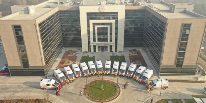 Konya İl Sağlık Müdürlüğüne 14 yeni ambulans tahsis edildi