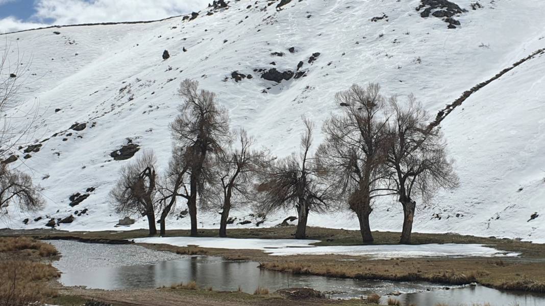 Aygır Dibi Şelalesi - Çağlayan Göleti-Bozkır Barajı-Bozkır Yaylaları (Fotoğraflar: Hasan ÖZDEMİR) 2