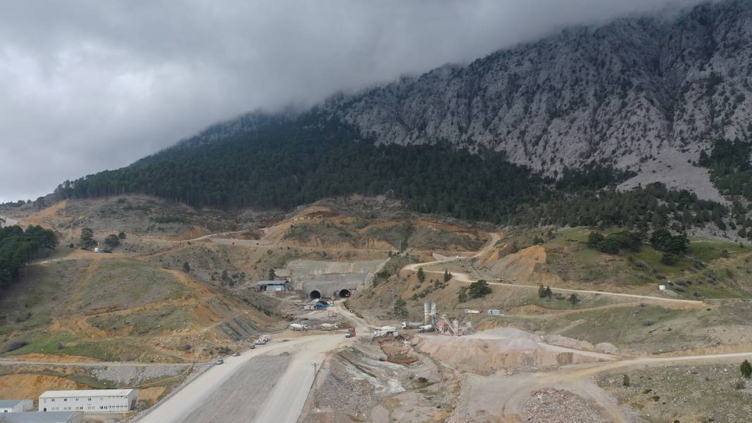 Antalya-Konya arasındaki Demirkapı Tüneli'nin 2022 sonunda hizmete girmesi hedefleniyor 5