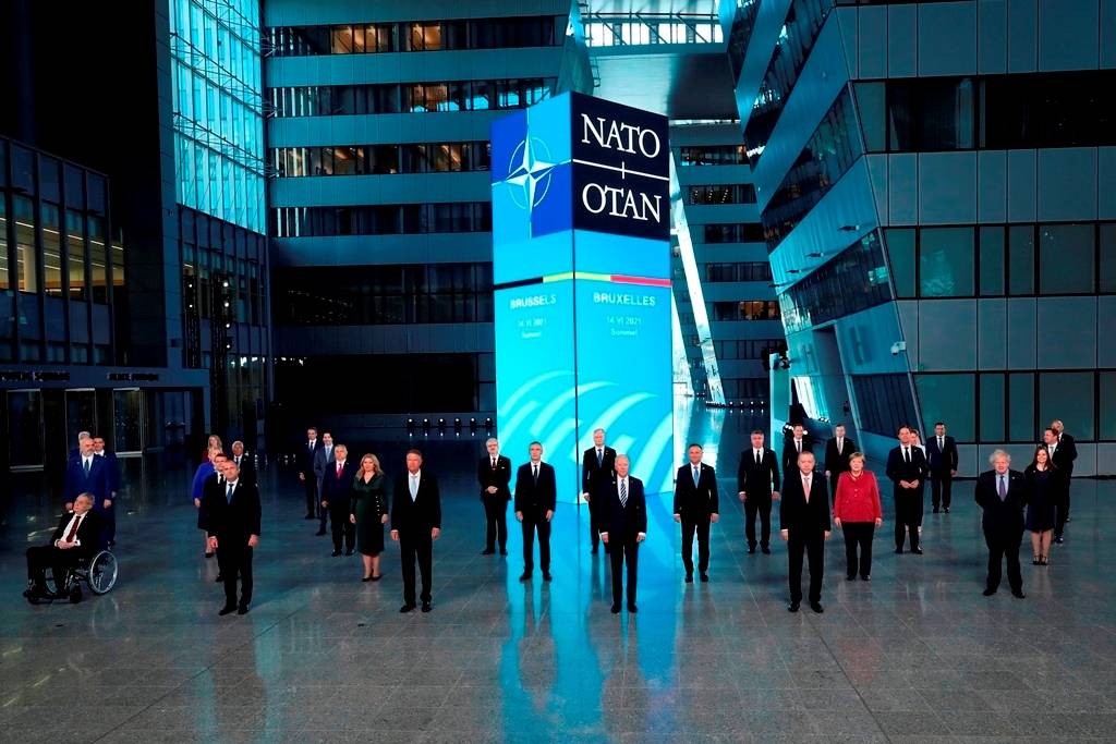 NATO zirvesi 60