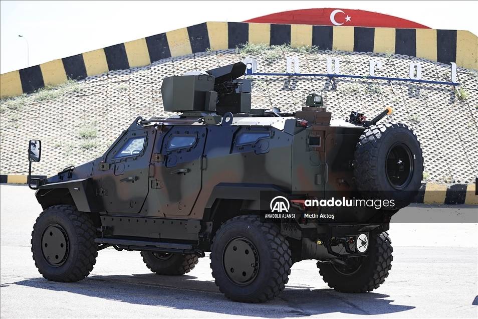 Türk zırhlısı Yörük 4x4'ün pikap versiyonu geliyor 4