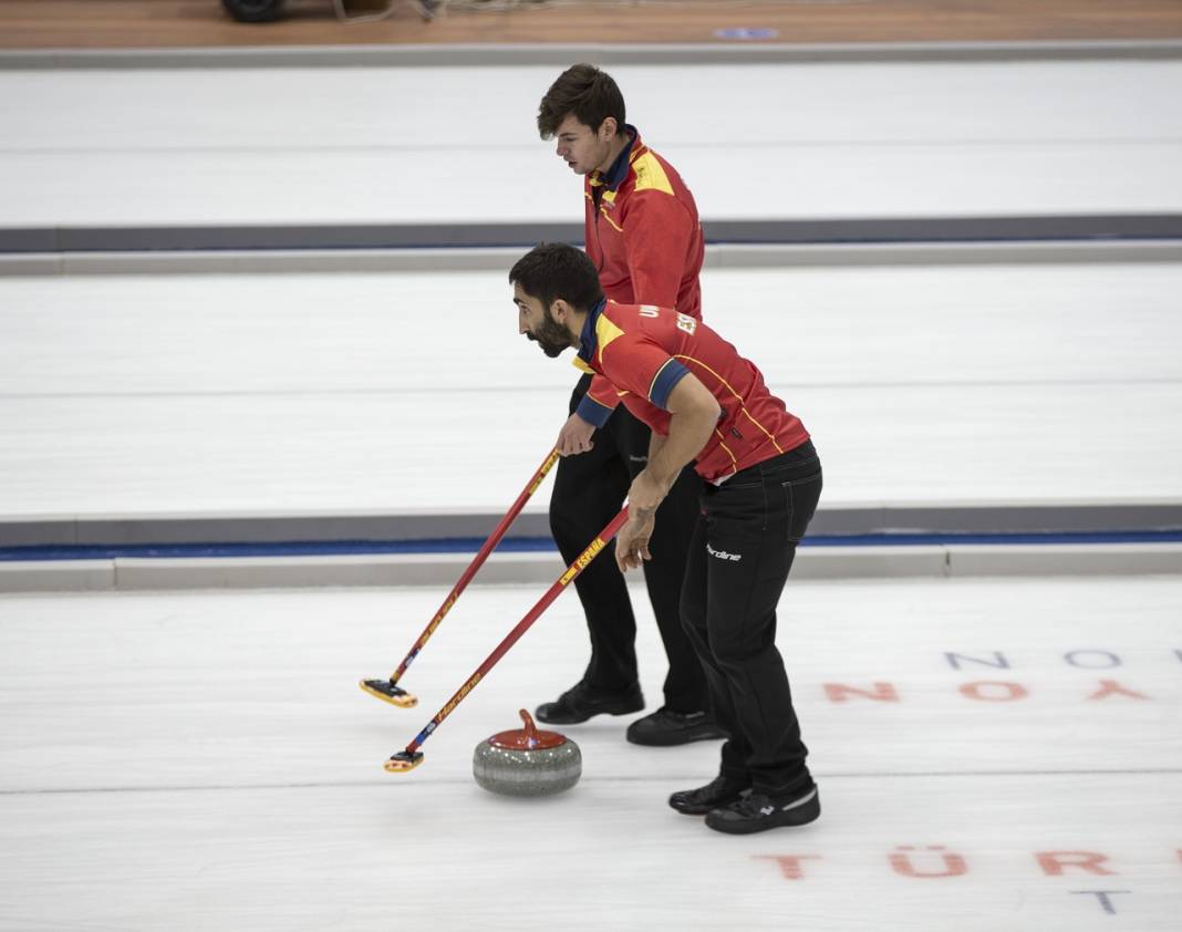 Curling: 2022 Kış Olimpiyat Oyunları ön eleme müsabakaları 15
