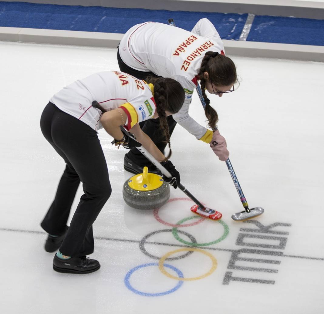 Curling: 2022 Kış Olimpiyat Oyunları ön eleme müsabakaları 8